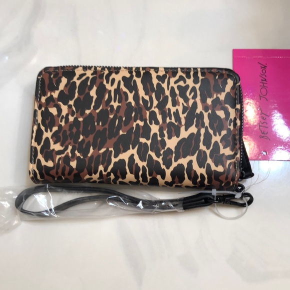 Betsey Johnson XOKARA Leopard Print Faux Leather ZA Wallet Black Bow Accent NWT - Picture 7 of 16